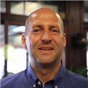 Profesor de inglés.
Todos los niveles.
 Clases individuales, online, o presenciales.
Conversación